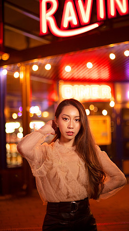 Model: Tramy Tran (@tramytran), MUAH: Tia Kokljuschkin (@tiakokljuschkin)