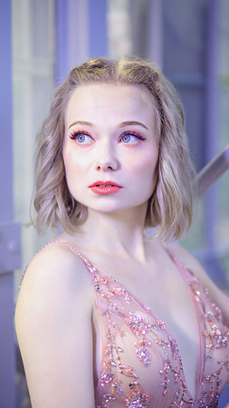 Model: Petra-Nea Pasanen (@petraaneaa), MUAH: Tia Kokljuschkin (@tiakokljuschkin)