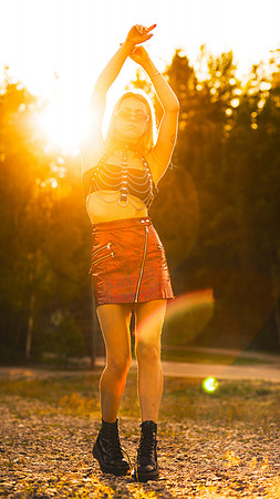 Model: Laura Kiviaho (@laurakiviaho)